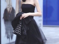 小姐姐衣服,衣橱里的潮流密码